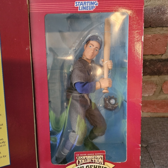 Lou Gehrig starting lineup large figure new in box - Picture 3 of 5